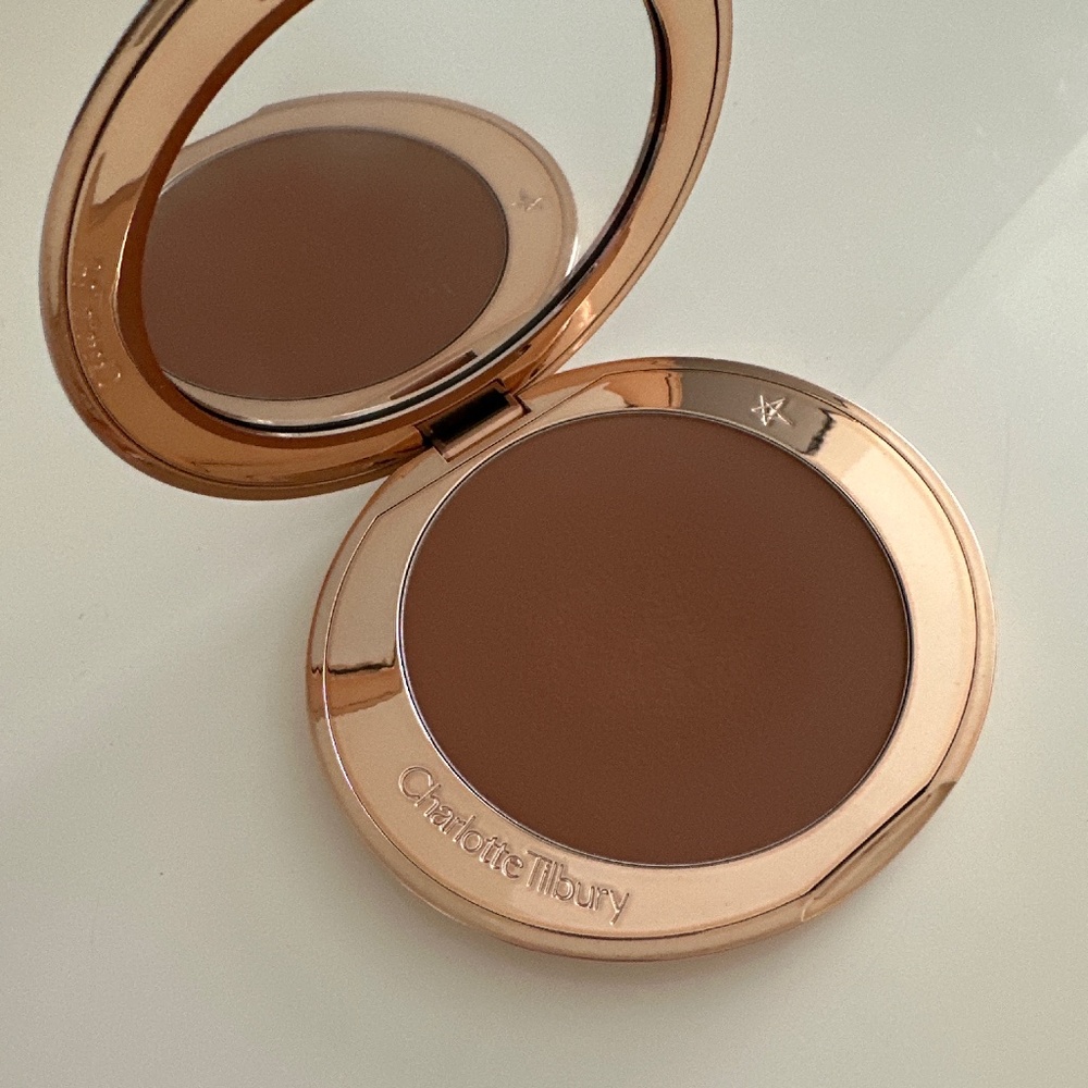 Charlotte Tilbury Airbrush Bronzer Shade 3